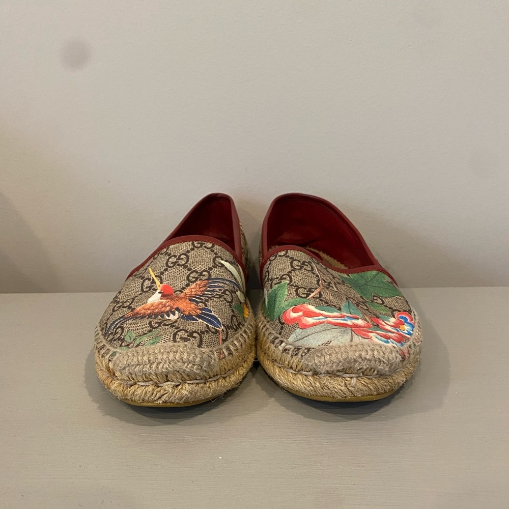 Gucci Women's Espadrille Flats - Beige and Red